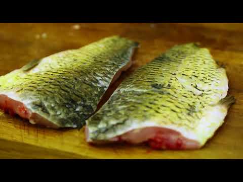 Видео: Пържен шаран с царевица-Рецепта на деня от Бързо,лесно,вкусно-06.12.2017 г.