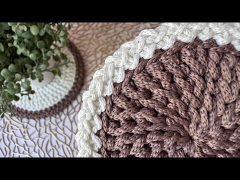 Видео: Самая простая и красивая обвязка для ковра или салфетки! Вязание крючком...