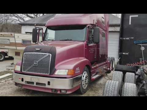 Видео: РЕМОНТ США. Новый проект. 1999 Volvo VNL 770 с двигателем CAT 3406e