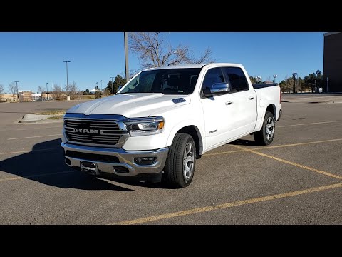 Видео: Обзор машины - 2020 RAM 1500 5.7 литра
