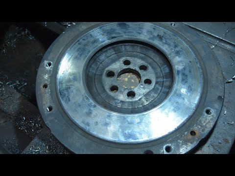 Видео: Проточка маховика на  токарном станке