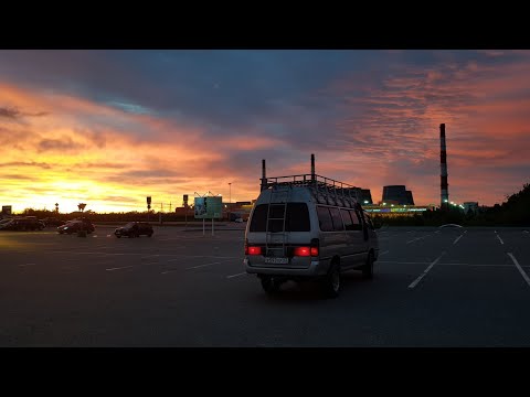 Видео: Бус мечты, пятая серия, техническая. Поднимаю бус с колен, периодически роняя обратно.