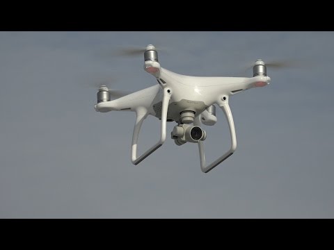 Видео: Квадрокоптер DJI Phantom 4