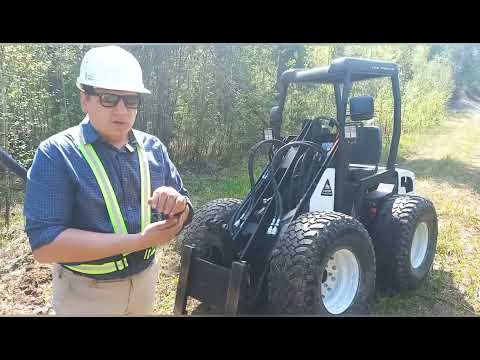 Видео: Nice Tractor (Найс Трактор) минитрактор болотоход.