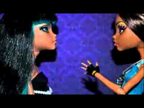 Видео: Проклятый кулон (2 серия)