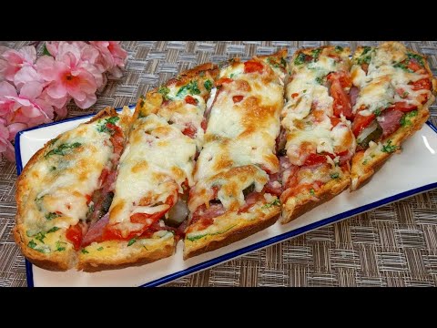 Видео: В Пиццерию не хожу и на доставке экономлю. Беру БАТОН и готовлю Ленивую Пиццу дома! Проще не бывает!