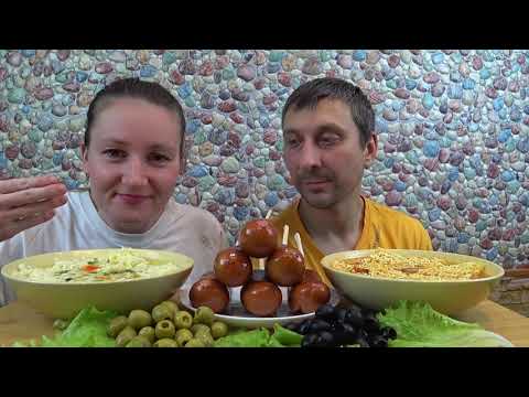 Видео: МУКБАНГ ЖАРЕНЫЕ САРДЕЛЬКИ И ЛАПША РАМЕН | MUKBANG FRIED SAUSAGES AND RAMEN NOODLES #мукбанг