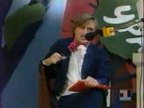 Видео: КВН НГУ 1993 полуфинал, музыкалка.