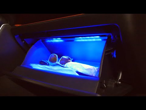 Видео: Тойота РАВ4 (2019-2025): Установка LED Освещения В Бардачок.