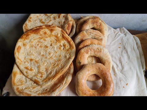 Видео: Yog`li va go`shtli tandir noni/ Мясное хлеб и лепёшки от слоеного теста
