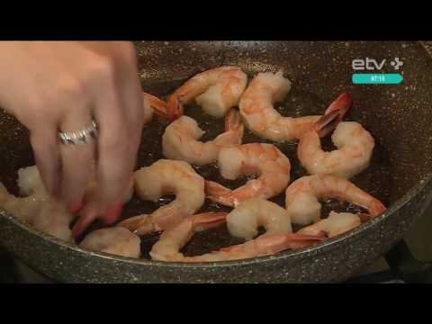 Видео: Кулинарная рубрика: Елена Соломина и салат с озорными креветками