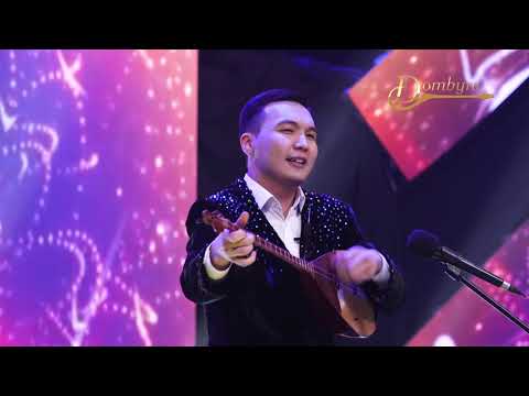 Видео: Дәулет Стамғазиев – Қызыл асық (Үкілі Ыбырай)