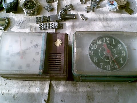 Видео: Разбор электронных часов-будильников 80-х годов. Драгметаллы в часах.