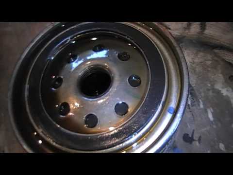 Видео: Lada Vesta.  Замена масла