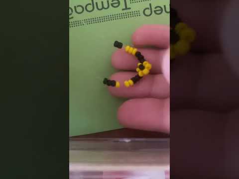 Видео: Кто хотел туториал на колечко #💍 #бисероплетение ￼￼￼