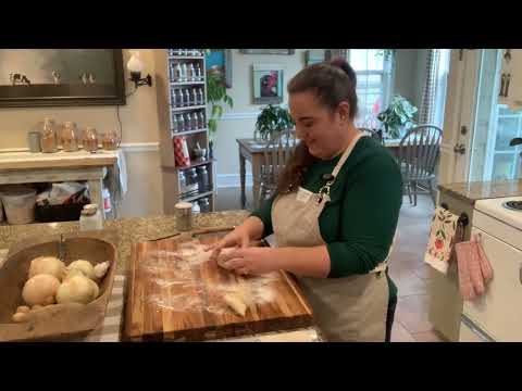 Видео: Хоги-роллы из хлебопечки. Они как сэндвичи из настоящего магазина деликатесов!