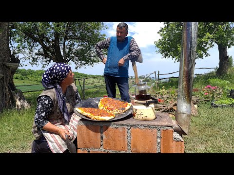 Видео: Строим нашу первую кирпичную печь и готовим пиццу кальцоне 🧱🍕🔥