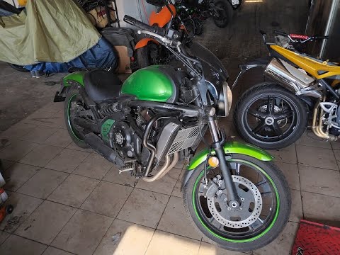Видео: Kawasaki vulcan s 650 замена сальников вилки
