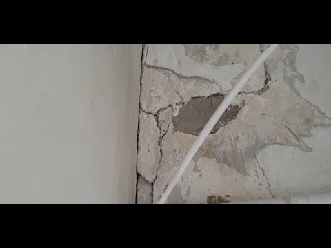 Видео: Ремонт комнаты/часть 3/ заделывание трещины в стене/ штукатурка стены
