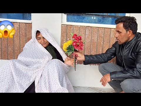 Видео: Кочевник делает предложение бездомной женщине.😱