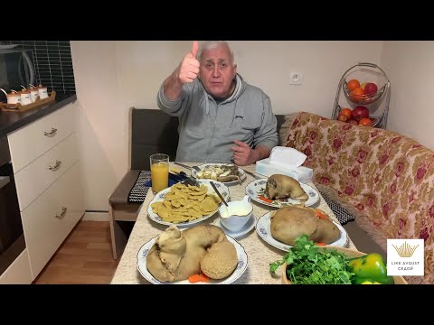 Видео: КУМЫКСКАЯ КУХНЯ. СОХТА ГЪАРЫН ХЪАЛПАМА-СТАРИННЫЙ КУМЫКСКИЙ ДЕЛИКАТЕС или ГОВЯЖЬЯ ТРЕБУХА В КУКУРУЗЕ.