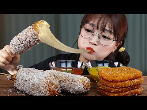 Видео: АСМР ЕДА Хот-дог с сыром и Хашбраун | MUKBANG | EATING SHOW