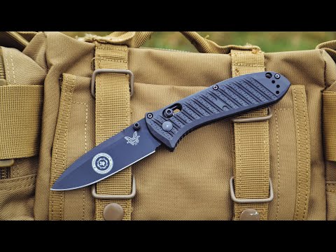 Видео: Небольшой крепыш Benchmade Mini Presidio 2 CF-Elite
