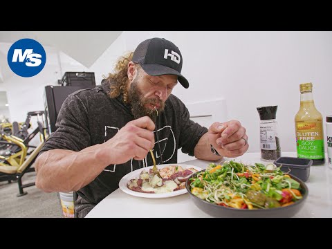 Видео: Целый день еды + экскурсия по дому/тренажерному залу | Jujimufu | 4873 калории