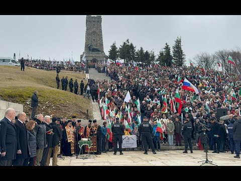 Видео: Радев: Горд съм да видя толкова много родолюбиви българи на Шипка