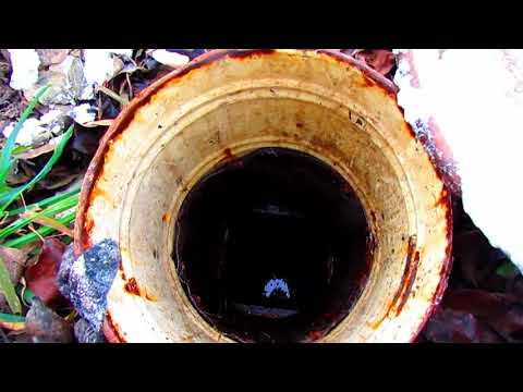 Видео: Уход за деревенской канализацией. Применение бактерий
