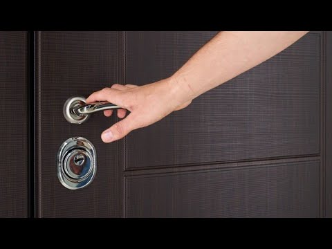 Видео: Плохо открывается входная дверь | Как исправить без замены замка | Будни Мастера