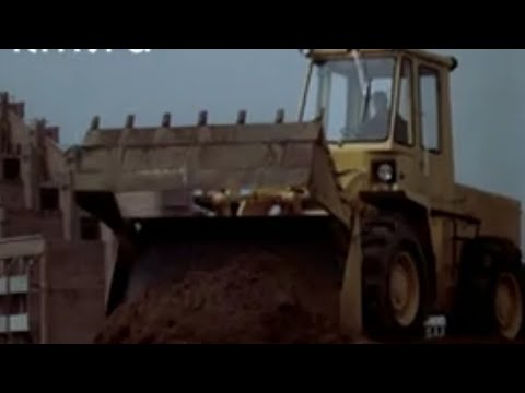 Видео: Универсальный фронтальный погрузчик ТО-18А. (1987)