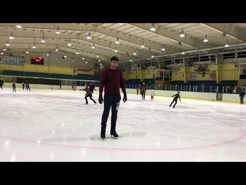 Видео: УРОКИ ПО ФИГУРНОМУ КАТАНИЮ №6. Как делать винт, вращение (Ice skating tutorial №6. Upright spin)