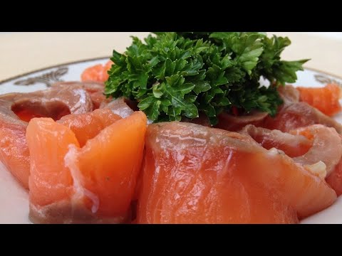 Видео: Как Солить Красную Рыбу (Очень Быстро и Просто) How to Salt Salmon, English Subtitles