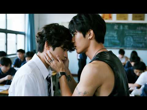 Видео: Наследник демона каждый день дразнит новенькую - просто одержим!!