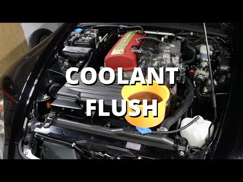 Видео: Промывка охлаждающей жидкости | Honda S2000