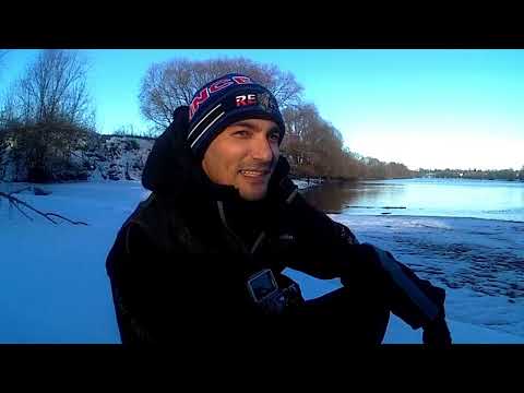 Видео: 2023 СЕЗОН ОТКРЫТ! ХОРОШИМ СУДАКОМ))) зимний спиннинг на москва-реке.