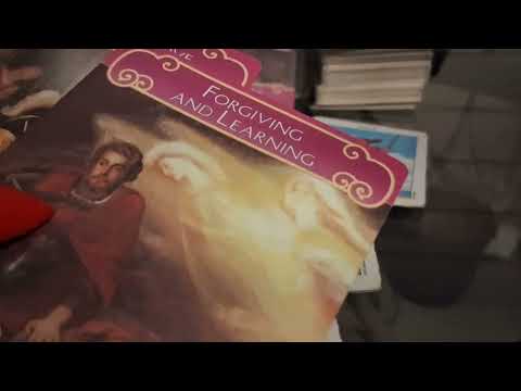 Видео: Рассказывают о тебе их осуждающей семье....ха-ха