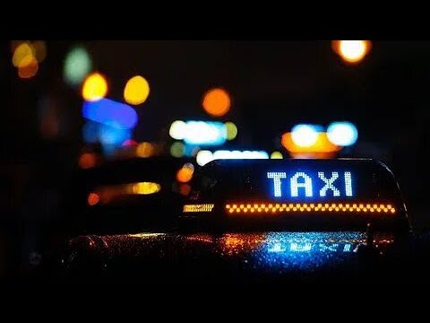 Видео: НЕДОВОЛЬНАЯ Пассажирка В Такси ВЛЕПИЛА КОЛ/НОЧНАЯ Смена В ТАКСИ/ЯЖЕМАТЬ / ВОДИТЕЛЬ Бизнеса ПЛАЧЕТ