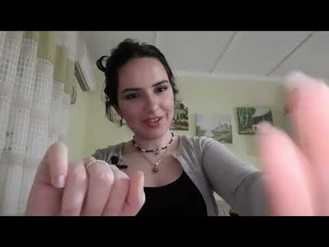 Видео: АСМР.ТВОЯ СТАРШАЯ СЕСТРА ПОУХАЖИВАЕТ ЗА ТВОИМ ЛИЦОМ