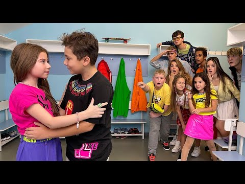 Видео: Kamil и Milanа иду на састанак 🧡 Љубавни challenge у ​​кампусу | KiKiDo Campus Serbian