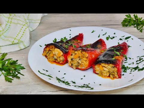 Видео: Пълнени постни чушки с ориз и гъби - сочни и невероятно вкусни!