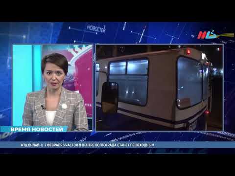 Видео: Ночью по Кировскому району Волгограда проехали троллейбус и автовышка