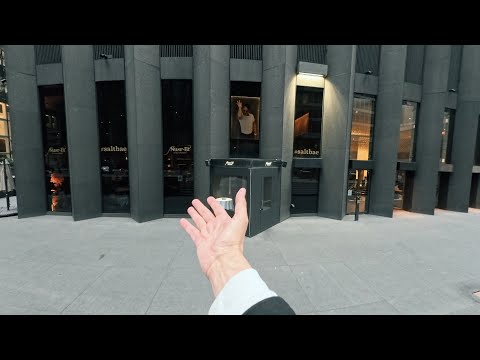 Видео: Cлоны прошлись по Бруклинскому мосту…а мы по стейку от Nusr-et