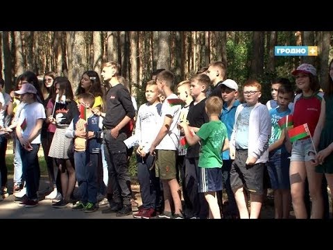 Видео: Летний оздоровительный лагерь «Зорька Юбилейная» торжественно открыл первую смену