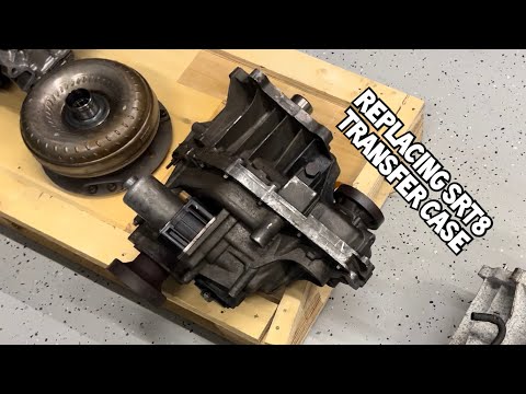 Видео: Замена раздаточной коробки WK2 Jeep SRT8