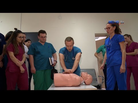 Видео: Започна осмото лятно училище „Въведение в спешната помощ“ на МУ – Варна