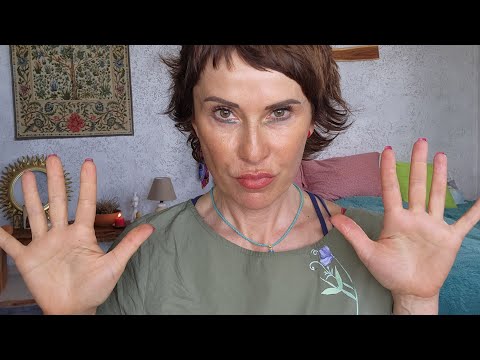 Видео: ДЕНЬГИ УХОДЯТ/ДОЛГИ/КРЕДИТЫ КУДА? Упражнение КАК ПОМОЧЬ  [Метод Расстановки по Хеллингеру]