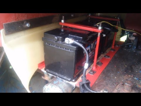 Видео: Установка кабины трактора ЮМЗ на МТЗ часть 3 (аккумуляторы)