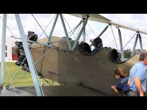 Видео: Ночные ведьмы - Полёт Поликарпова По-2